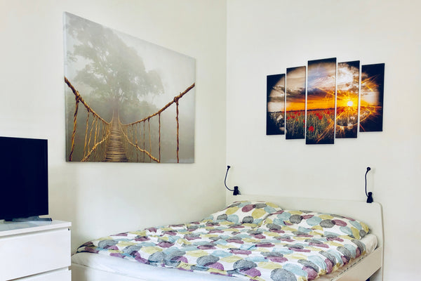 x) classical victorian building with high ceilings in a very quiet side street<b  D42 City Apartment close to city centre Entire rental unit vacation rental 31873592
