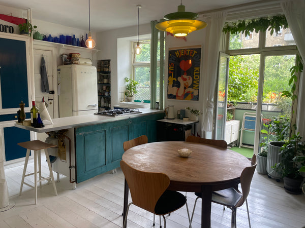 Enjoy a peaceful time in the heart of Nørrebro, Copenhagen<br /><br /><b>The spa Copenhagen, Denmark Skøn central stuelejlighed med altan Entire condo vacation rental 664381977052291946