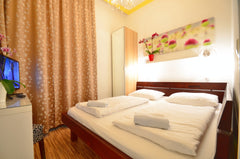 Just a couple of steps away from the Danube and just a 4-minute Subway-trip away Vienna, Austria 1 Bedroom Apartment near Metro U2 Messe Entire rental unit vacation rental 21147891