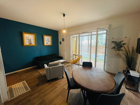 LOCATION DU LOGEMENT ENTIER POUR LES LOCATAIRES<br /><br />Vous trouverez votre  Bordeaux, France APPARTEMENT ENTIER CALME AUX CHARTRONS Private room in condo vacation rental 18439379