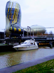 Vous adorerez cette escapade unique et romantique en plein coeur d'un quartier t  Bâteau  cocoon au coeur du bassin des lumières Boat vacation rental 52441379