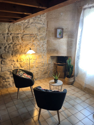 Petite échappe bordelaise individuelle idéalement situé à 5 min du tram qui vous  Petite échoppe bordelaise à 10 min du centre ville Entire home vacation rental 38818254