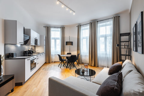 Apartment with 1 bedroom and a kitchen-living room. Completely renovated with ta  ✔ Apartment with a fashionable renovation. For tourism and business trips. Fully equipped with everything you need Entire rental unit vacation rental 604220559551729693