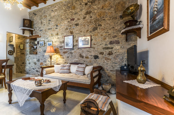 Traditional Castle House is located at the heart of Naxos Venetian Castle. The d Naxos, Greece Traditional Castle House Entire home vacation rental 30194003