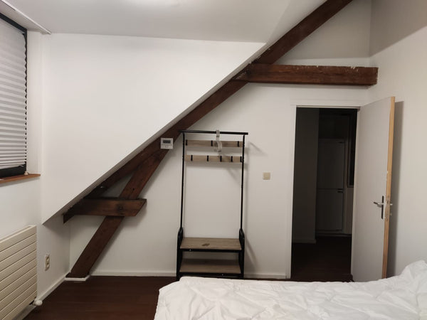 Good for business travelers and couples  Nice apartment with big terrace in center Entire rental unit vacation rental 568040227508252594