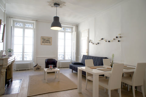 Our apartement is ideally situated, just a step for the square Bellecour and a f  Typical apartment in the full center of Lyon Entire rental unit vacation rental 17728337