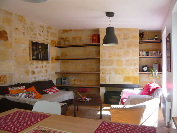 T2 cosy en plein cœur du quartier de la Bastide à  500 m du Pont Pierre et 200 m Blanquefort, France T2 Bordeaux Entire rental unit vacation rental 28663565