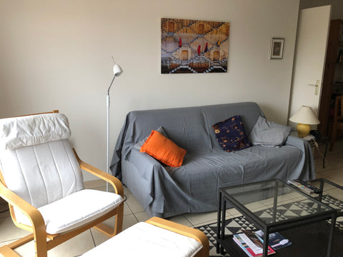 Appartement T 3 spacieux , très clair, grand balcon terrasse, 4eme étage ascense Bordeaux, France Agréable appartement près tram avec parking Entire rental unit vacation rental 21104250