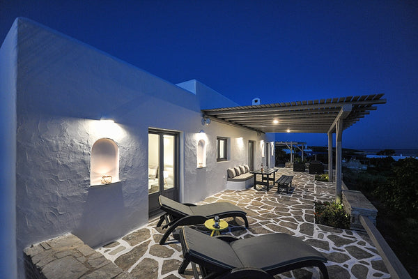 Recently built with high standard requirements, this luxurious 140 sq.m. villa i Neo Psychiko, Greece Villa Gustosa Luxury Villa on Faragas Beach Entire villa vacation rental 40715375