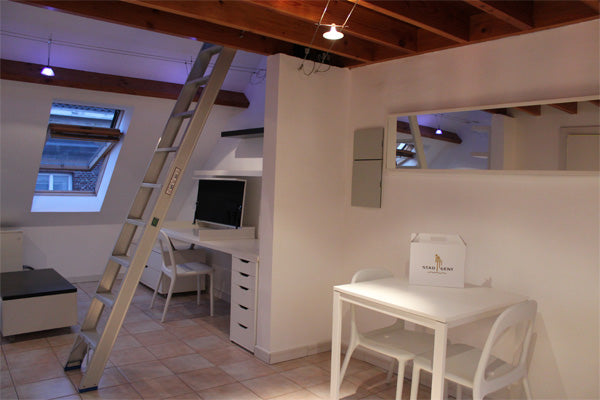 Self-catered studio on 3th floor with extra mezzanine.<br />Ideal for 1 person o Gent, Belgium Duplex studio F central Ghent Entire rental unit vacation rental 887716