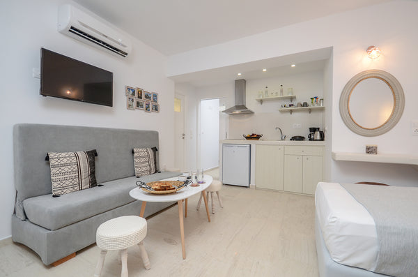Come enjoy a spacious and charming apartment with a wonderful patio for dinner,  Greece Libra Apartments #3 Entire rental unit vacation rental 35909947