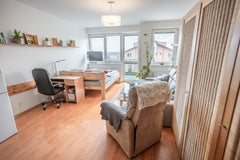 Příjemné poklidné ubytování v blízké vzdálenosti jak do Prahy, tak do přírody. S Prague, Czechia Hostivice celý byt s balkonem Entire rental unit vacation rental 44729332