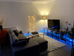 Détendez-vous dans ce logement cozy et élégant dans une résidence sécurisée et t Bordeaux, France Appartement cozy 45m2 avec terrasse et parking Entire rental unit vacation rental 616241849116773575