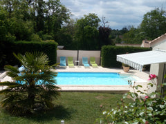 CHAMBRE " entrée particulière"dans une villa confortable  située 9 km  de BORDEA Artigues-près-Bordeaux, France Petit coin de paradis à deux pas de BORDEAUX Private room in villa vacation rental 25048718