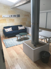 Studio 30 m2 dans maison Bordelaise  ancienne en Pierre refait à neuf avec clima Bordeaux, France Studio 30 m2 dans maison de caractère. Entire rental unit vacation rental 33828134