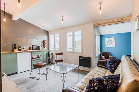 Centre ville, à 80 m soit 1 minute à pied de la gare St Jean.<br /><br />Apparte Bordeaux, France Charmant T2 - Gare Saint Jean - Place de Parking Entire rental unit vacation rental 19171497