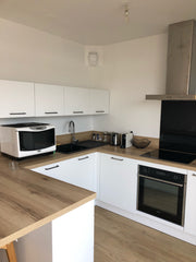 Venez profiter de ce joli T2 avec de belles prestations pour votre séjour touris  Superbe T2 quartier Saint-Augustin à Bordeaux Entire rental unit vacation rental 637646793499911760