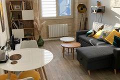 Appartement situé dans l'hyper centre de Bordeaux, à côté de la Grosse Cloche, d Bordeaux, France Cosy appartement dans l'hyper centre de Bordeaux Entire rental unit vacation rental 50740986