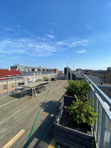 Lille hyggelig 1 1/2 vær. lejlighed i det mest populære område af København, Ves Copenhagen, Denmark Rooftop studio apartment in the best area of CPH Entire condo vacation rental 681751771675575858