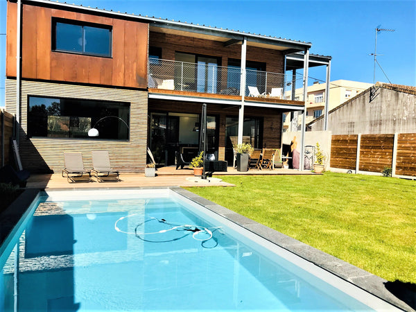 Beautiful architect house with a surface of 160  m2<br /><br /><b>The space</b>< France Pleasant Family house with swimming pool Entire home vacation rental 42844936