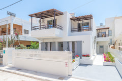 Rotunda suites may introduce a refreshing style of accommodation combined with s Chania, Greece Rotunda suites, 20m from Kalamaki beach Entire rental unit vacation rental 625070395829698571