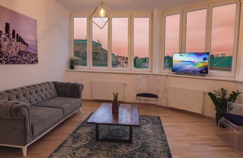 "Servus in Wien" in einer schönen geräumigen Wohnung in Hernals. Mit sehr guten  Vienna, Austria Gesamte Unterkunft über den Dächern Wiens Entire rental unit vacation rental 52696824