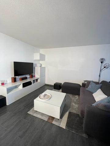 Venez profitez de ce T2 aux portes de Bordeaux et au pied des transports en comm Bègles, France T2 aux portes de Bordeaux, centre ville de Bègles. Entire condo vacation rental 556404718521051469