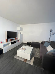 Venez profitez de ce T2 aux portes de Bordeaux et au pied des transports en comm Bègles, France T2 aux portes de Bordeaux, centre ville de Bègles. Entire condo vacation rental 556404718521051469