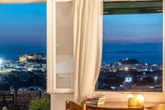Ναξιακή θέα!!  Από το σπίτι μας θα θαυμάσετε την πανοραμική θέα της Χώρας, το ηλ Naxos, Greece Naxian View Apartment Cycladic home vacation rental 26243228