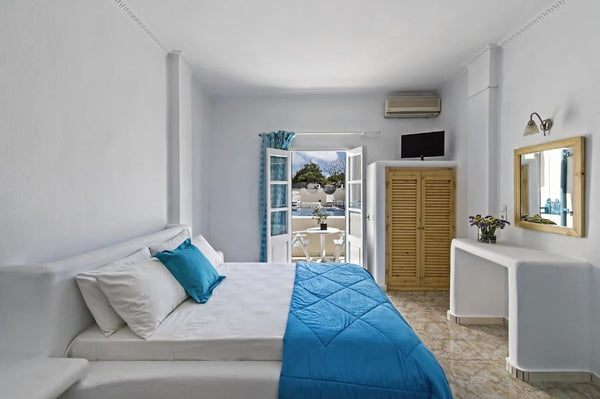 Deluxe Room with Pool View<br /><br /><b>License number</b><br />1167Κ112Κ095560 Greece Deluxe Room by Alizea Villas Private room in bed and breakfast vacation rental 41805248