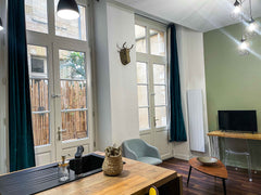 Location appartement meublé à Bordeaux - au calme - de 31m2 situé au rez de chau  Le Particulier - Bel appartement 31m2 plein centre Entire rental unit vacation rental 574447560851757878