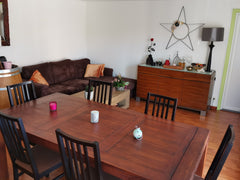 Townhouse located in a small street close to Tramway C (direct to Gare Saint Jea Bordeaux, France A lovely and cosy house Entire home vacation rental 49224821