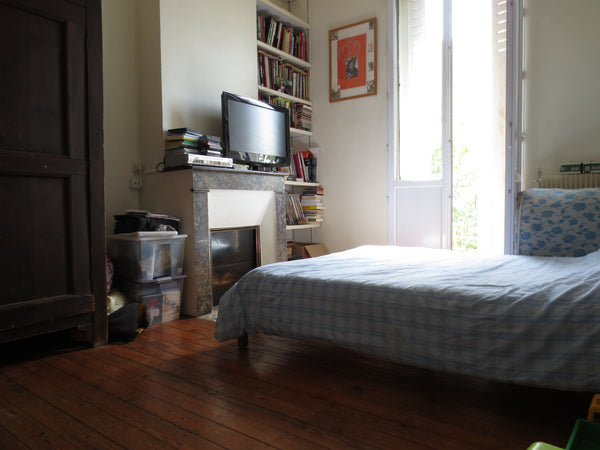 Appartement lumineux de 64 m2, typiquement bordelais avec 1 grande chambre, 1 gr Bordeaux, France Appartement Bordeaux Centre Entire rental unit vacation rental 6735428