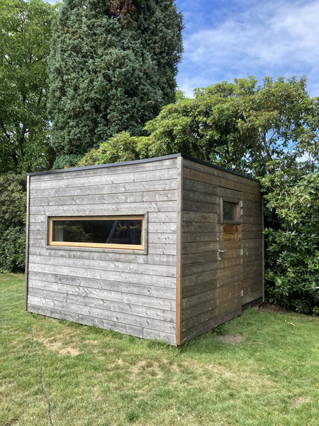 Gardenhouse in tuin met airco. Je kan binnen gebruik maken van een gedeelde badk Hemiksem, Belgium Gardenhouse TML: Shuttle service and breakfast Private room in guesthouse vacation rental 667935821503913144