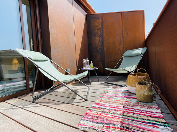 En plein cœur de Saint-Michel, à quelques pas du centre ville historique Bordela Bordeaux, France 🦜Splendide duplex St-Michel - Terrasse & Parking🦜 Entire rental unit vacation rental 651204954206488700