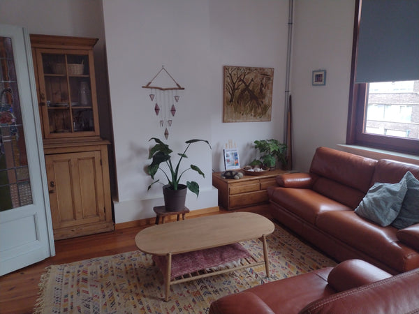 My bright and cozy house is located in Sint Amandsberg, a 20 minute walk from th Grizebeck, United Kingdom Bright and cosy one bedroom home + free parking Entire townhouse vacation rental 675571700873678665