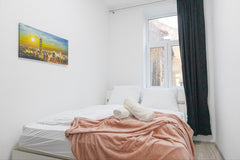 The apartment is a beautiful Viennese building apartment with 5 private bedrooms  Stunning Private Room in Shared Apt. Private room in rental unit vacation rental 581154380581516958