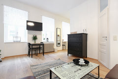 <b>The space</b><br />Die Wohnung befindet sich in einem frisch sanierten und so Vienna, Austria Top Lage in Wien-Schönbrunn Entire rental unit vacation rental 5265730
