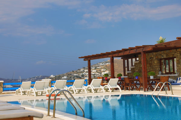 Maganos Suite Tria, a tranquil Mykonos suite type Apartment,  enjoys a shared po Peloponnisos Dytiki Ellada ke Ionio, Greece Maganos Suite Tria Entire rental unit vacation rental 39881477