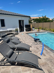 Détendez-vous dans ce logement calme et élégant.<br />Nous vous offrons une cham Saint-Jean-d'Illac, France Chambre privée dans magnifique villa avec piscine Private room in villa vacation rental 683332730855431381