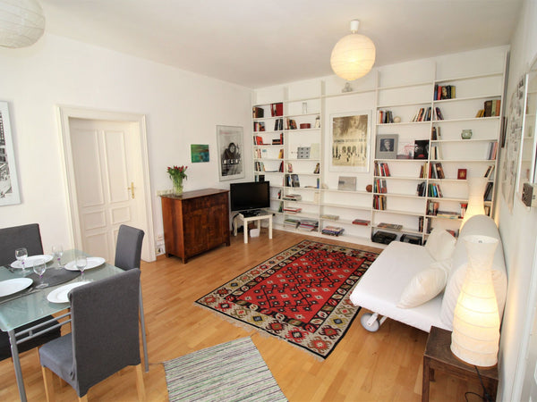 Note: You can directly book the best price if your travel dates are available, a Austria Wieden for 3 persons Entire rental unit vacation rental 52543399