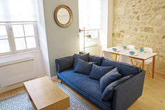 Location meublée dans un charmant appartement de 35 m2 entièrement rénové et déc Bordeaux, France St James - 35m2 votre cocon en plein centre Entire rental unit vacation rental 41707032