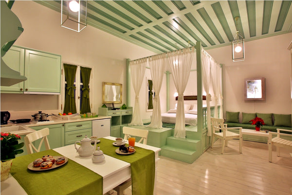Traditional City Hotel<br /><br /><b>The space</b><br />Efchi Suites 1904 is loc  Efchi Deluxe Suites 1904 Room in boutique hotel vacation rental 3000247