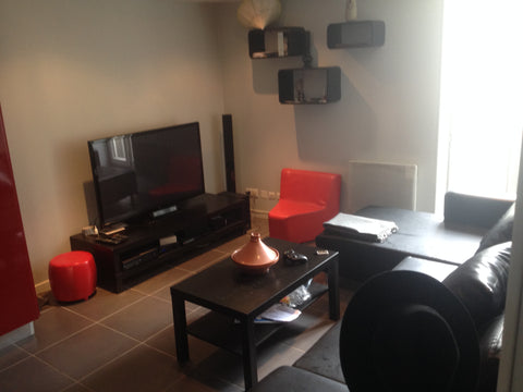 Chambre Privée dans un charmant T3 récemment rénové.<br />Chambre mansardée de 1 Bordeaux, France Chambre privée dans duplex Bordeaux Private room in rental unit vacation rental 10237093