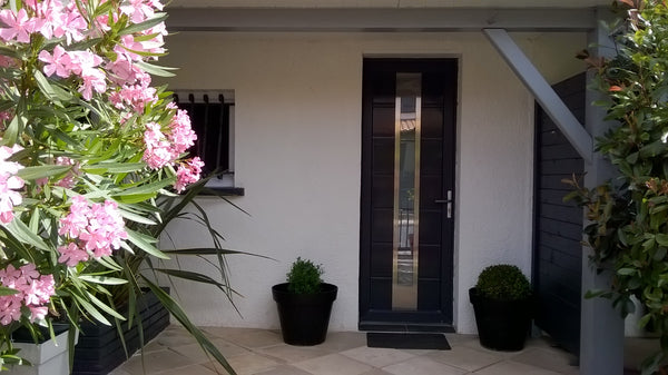 Logement T2 Duplex de 45m2 , dans un environnement verdoyant. Limitrophe entre M Mérignac, France Au bord du vieux moulin Entire guest suite vacation rental 36228904