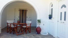 A holiday apartment with landscaped garden,located in a countryside area only 5' Greece Countryside apartment near Parasporos beach-4 Entire rental unit vacation rental 18206515