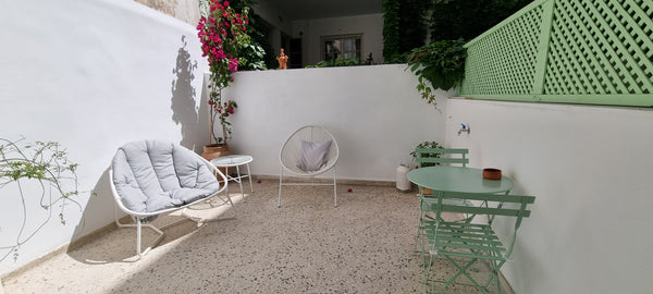Dear Guest, <br />This is a beautiful 33sqm studio and its 13sqm cycladic style  Athens, Greece METS - My sweet Athina Studio, Private terrace! Entire rental unit vacation rental 622862025490946626