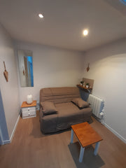 Situation idéale pour cette guest house de charme refaite à neuf.   Parfait pour Pessac, France Adorable guest house proche commodités Entire guesthouse vacation rental 53891175