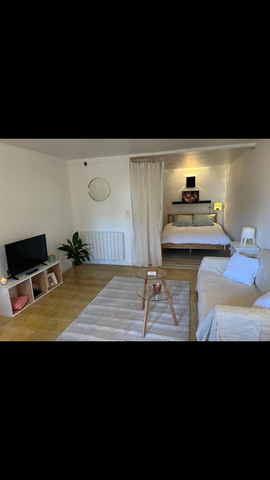 Bienvenue dans ce charmant studio de 32m2 pour un séjour en toute sérénité. <br  Bordeaux, France Studio cocooning avec jardin ☀️☀️ Entire rental unit vacation rental 559892414279889645