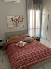 The whole group will enjoy easy access to everything from this centrally located Chania, Greece Spacious 3 bedroom apt, 2 mins walk to the beach Entire rental unit vacation rental 583144537323521313